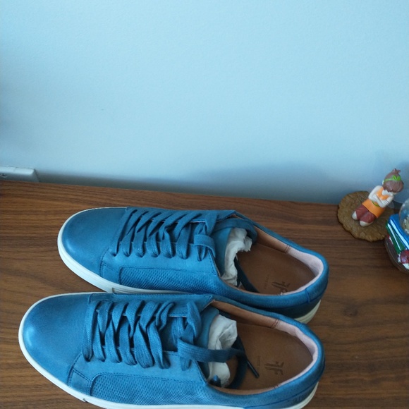 NIB.Frye Sneaker size 6.5. Ivy Diamond Emboss Low Lace. Women's Leather Sneaker. - Picture 5 of 6